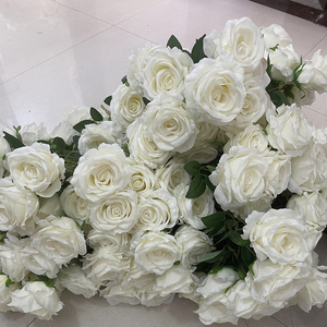 Suministros Florales IFG, Flores Blancas Románticas de Tallo Largo de 55 cm, Rosa Artificial para Decoración de Bodas - Product Image 5