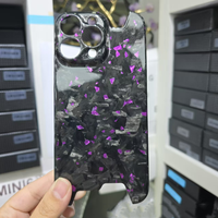 Casing HP iPhone 15 Pro 16 Pro Max Serat Karbon Forged Laris Manis dengan Lapisan Emas dan Warna Ungu