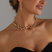 Ensemble collier et boucles d'oreilles ondulés irréguliers Liquid Design, plaqué or 18 carats, en alliage, pour usage quotidien, cadeau de fête, accessoire de mode