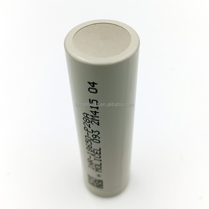 100% Molicel 2800mAh <span class=keywords><strong>INR18650</strong></span> <span class=keywords><strong>P28A</strong></span> 3.6V 800 Cycles Courant de décharge 35A pour outils électriques et trottinettes - Product Image 6