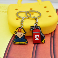 Porte-clés Pendentif Pompier en PVC Dessin Animé 911, Vente en Gros, Logo Personnalisé, Breloque de Sac, Souvenir, Petit Cadeau DIY, Ornement