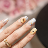 Ongles artificiels réutilisables à presser, courts et carrés, motif dessin animé mignon, graffiti, grille boule de charbon, étoile et strass