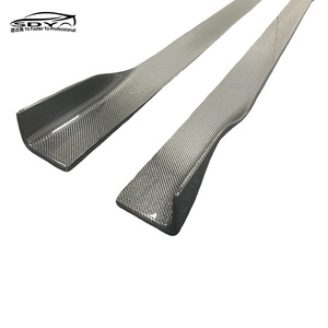 Falda lateral de fibra de carbono de alta calidad de <span class=keywords><strong>longitud</strong></span> personalizada general modificada falda lateral larga para <span class=keywords><strong>mercedes</strong></span>-benz BMW Audi - Product Image 4