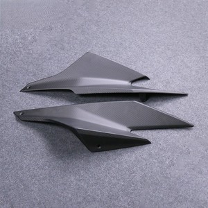 Carenado lateral delantero de fibra de carbono seca 3K para KTM 1290 Super Duke R 2020+ - Product Image 5