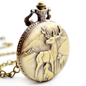 Collar con Reloj de Bolsillo Erótico Vintage de Estilo Calado, Recuerdo de Moda - Product Image 2