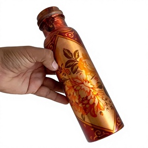 Botella de Agua de Cobre con Diseño Floral, Portátil para Viajes - Product Image 1