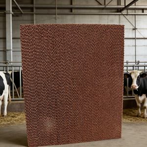 Panneau de refroidissement évaporatif en nid d'abeille en papier kraft pour élevages – Cycle d'évaporation longue durée réduit les temps de remplissage d'eau pour les agriculteurs - Product Image 2