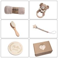 Cadeau personnalisé fait main exquis en coton biologique pour bébé nouveau-né : grand ensemble d'animaux (lion, lapin, ours, cerf, dinosaure, éléphant)