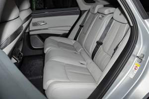 YK MOTORS BYD Han <span class=keywords><strong>L</strong></span> EV auto elettrica ad alta velocità AWD 4WD 1102 il cavallo alimenta nuovi elenchi di veicoli per <span class=keywords><strong>l</strong></span>'energia - Product Image 2