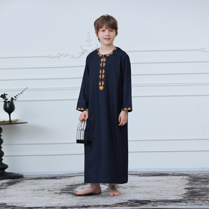 Jellaba marocaine brodée de haute qualité pour enfants, Thobe musulman à manches longues et col rond, Robe formelle pour enfants pour usage quotidien - Product Image 5