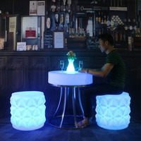 Ensembles de tables de bar lumineuses à LED, imperméables, en plastique, durables, à changement de couleur, tables basses combinées pour l'extérieur, pour hôtel, salon