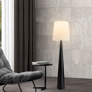 Lampe de pêche à base de marbre incurvée Designer salon pêche moderne nordique Led lampadaire d'angle - Product Image 5