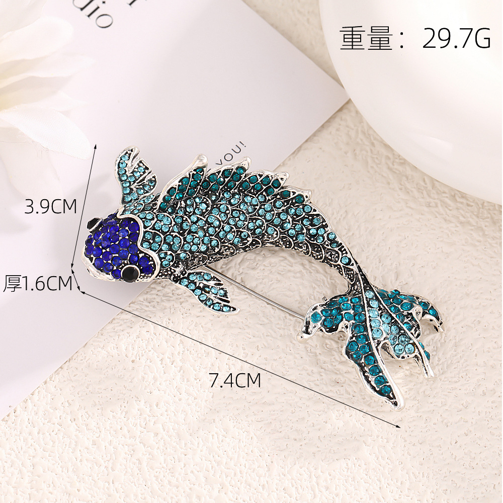 Blue carp, 7.4*1.6*3.9CM, weight: 29.7g