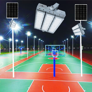 Reflector LED Solar de Alta Luminosidad IP65 a Prueba de Agua para Estadios de Fútbol, Canchas de Bádminton, Gimnasios y Canchas de Tenis con Sensor de Luz - Product Image 6