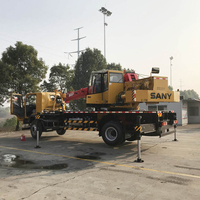 Sany d'occasion Grue hydraulique de 12 tonnes SANY STC120 Petit camion à flèche de 10 tonnes 15 tonnes 16 tonnes d'occasion avec grue de levage hydraulique