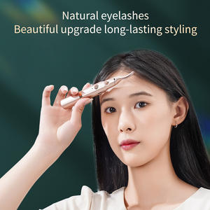 أداة تجعيد الرموش كهربائية محمولة 2 في 1 برأسين دوارين قابلة لإعادة الشحن ومقاومة للماء بمعيار IPX6 مع خاصية التسخين ومقص حواجب للاستخدام المنزلي - Product Image 3