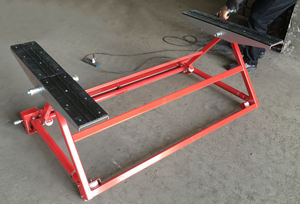 Elevador de Autos Mini Inclinable de 1500 kg en Oferta, Elevador de Vehículos Portátil Chino para Servicio Móvil de Automóviles - Product Image 3