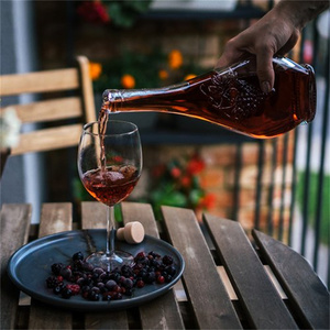 Bouteille de vodka créative en verre en forme de goutte, bouteille de whisky sculptée, nouveau design, 500 ml, bouteille de vin transparente avec bouchon en liège, bouteille de vodka personnalisée - Product Image 3