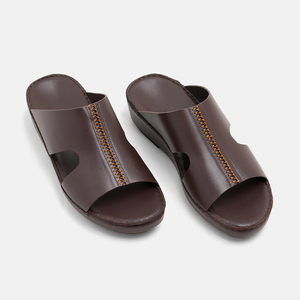 Arabic Men <b>Slipper</b> Premium Italian Full-grain Leather Arab Sandals Wholesale Soft Cushioned Luxury Beach Gulf Daily Wear - Product Image 2