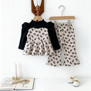 Nueva versión coreana, 26 conjuntos de pantalones acampanados con lazo para niños y niñas, disponibles en primavera y otoño. - Product Image 3