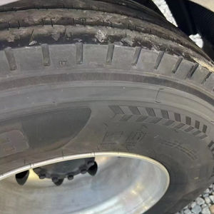 Gran oferta 2022 camión Tractor Jianghuai K7 de segunda mano usado Euro 6 560 HP 6X4 Airbag Bridge JAC K7 Tractor cabeza camión remolque - Product Image 6