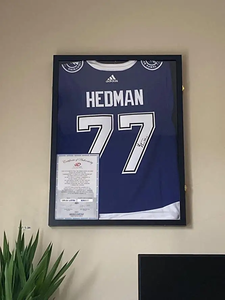 Caja de marco de exhibición de Jersey de paisaje de bambú Caja de sombra deportiva grande bloqueable con acrílico y colgador Estilo americano - Product Image 2