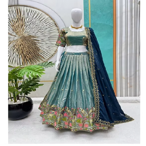 Lehenga de Seda Suave de Primera Calidad, Completamente Cosida, con Hermosa Blusa, Estilo Tradicional, Cómodo y Elegante - Product Image 1