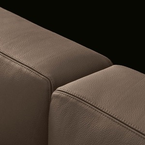Camera <span class=keywords><strong>da</strong></span> letto principale in stile minimalista italiano con un lussuoso letto widescreen, design minimalista di alta gamma ed elegante. - Product Image 3