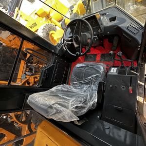 Chargeuse frontale Komatsu WA470 d'occasion bien entretenue, modèle 2022, moteur 75KW, faible nombre d'heures de fonctionnement, capacité 21640KG, origine Japon - Product Image 6