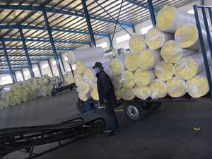 Isolamento De Lã De Vidro Pressionado Best Seller ISO Certified <span class=keywords><strong>Glass</strong></span> <span class=keywords><strong>Wool</strong></span> Roll Isolamento Forno Teto na <span class=keywords><strong>China</strong></span> - Product Image 2