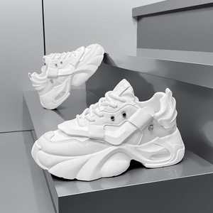 Chaussures pour hommes Internet célèbres et populaires chaussures de sport augmentant la hauteur à la mode polyvalentes et durables - Product Image 2