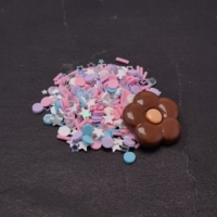 Étoiles en argile polymère multicolores (violet, rose, bleu, blanc) et paillettes en forme de cubes de glace transparents pour la décoration de globes de neige et de slime