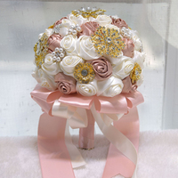 Nouveau décor de mariage Floral soie Rose avec ruban de Satin Bouquet de cristal mariée tenant Bouquet de fleurs de mariée