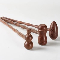 Marteau de massage en bois EDAWA pour fitness, couleur bois naturel, pour tapotement des méridiens et percussion du dos, modèle Sixty