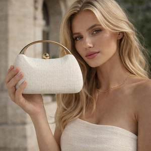 Bolso de Mano de Paja Tejida Vintage Informal de Moda para la Noche de Verano para Mujer, con Cadenas, para la Playa, Viajes, Fiestas, Vacaciones - Product Image 3