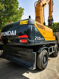 Matériel de construction de machines lourdes d'excavatrice d'occasion d'excavatrice de roue de Hyundai 210W-9T à vendre - Product Image 3