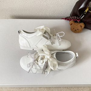 Baskets rétro décontractées pour femmes en cuir souple à semelle souple, style Forrest Gump, à lacets, plates, nouvelle collection printemps 2026 - Product Image 3