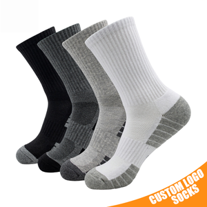 Fabricant de chaussettes en gros, chaussettes de basketball, chaussettes de sport personnalisées, chaussettes en coton peigné, chaussettes athlétiques en coton, unisexe avec logo personnalisé - Product Image 1