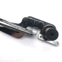 275033A Accessoire pour machine à coudre : Ensemble de cadre de came pour surjeteuse et machine à coudre à cinq fils pour la finition des bords