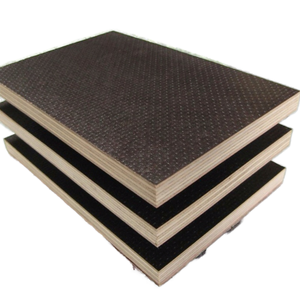 Tablero de Álamo de Primera Clase E1 de 4*8 Pies, Resistente al Fuego, Anticorrosión, Ecológico, con Revestimiento de Película, Diseño Moderno para Construcción Exterior - Product Image 1