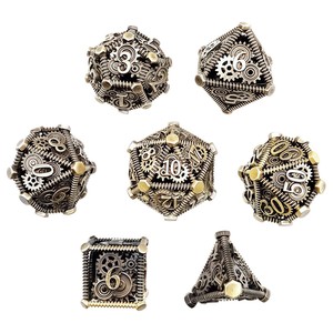 Deskjoy - Juego de 7 dados poliédricos D20 creativos de metal suave con diseño hueco, nuevos dados de cobre para juegos de rol de mesa de fantasía D&D - Product Image 5