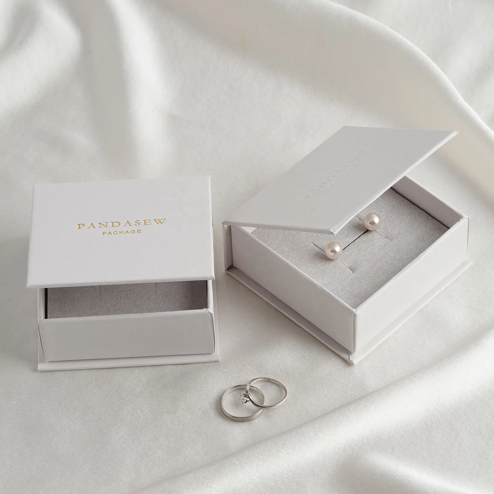 PandaSew Aimant Papier Carton Boucle D'oreille Collier Anneau Emballage Cadeau Boîte À Bijoux avec Logo Imprimé