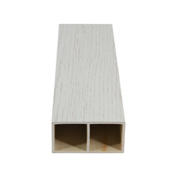 Tubes en bois à surface marbrée, cloisons de magasins de détail en WPC pour salon, tube en bois carré en WPC