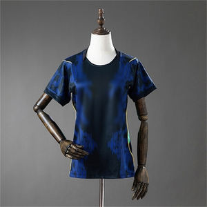 قميص المنتخب الوطني الجديد لموسم 2026 عالي الجودة سريع الجفاف وقابل للتنفس، زي كرة القدم البرازيلي للسيدات للمباريات الخارجية - Product Image 1