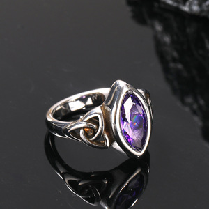 Nuovo Anello da Uomo in Acciaio Inossidabile Stile Punk con Nodo Celtico e Gemme Naturali, Elegante Anello in Acciaio Inossidabile di Alta Qualità - Product Image 3