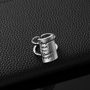 Anillo con letras rectangulares de gran venta con apertura abierta, un diseño de anillo punk de hip-hop único y de moda para <span class=keywords><strong>mujeres</strong></span> en <span class=keywords><strong>Instagram</strong></span> - Product Image 4