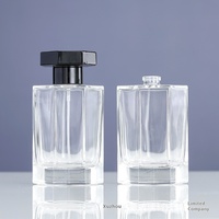 Le fabricant vend des flacons de parfum en verre de haute qualité de 30 ml, 50 ml et 100 ml avec couvercle