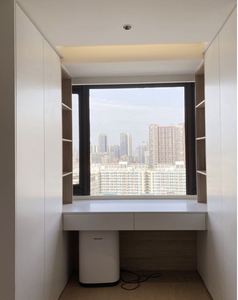Armoire-penderie moderne sur mesure en bois massif avec portes coulissantes - Product Image 6
