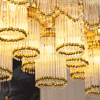Lustre rectangulaire en cristal de luxe européen avec cadre en métal doré et pierres bleues, source de lumière LED 2700K pour salle à manger, villa