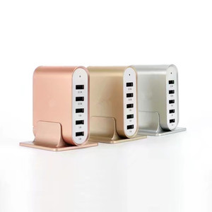 Station de <span class=keywords><strong>charge</strong></span> USB avec support de visualisation détachable et base réglable pour un angle d'écran surélevé pendant la <span class=keywords><strong>charge</strong></span> - Product Image 3